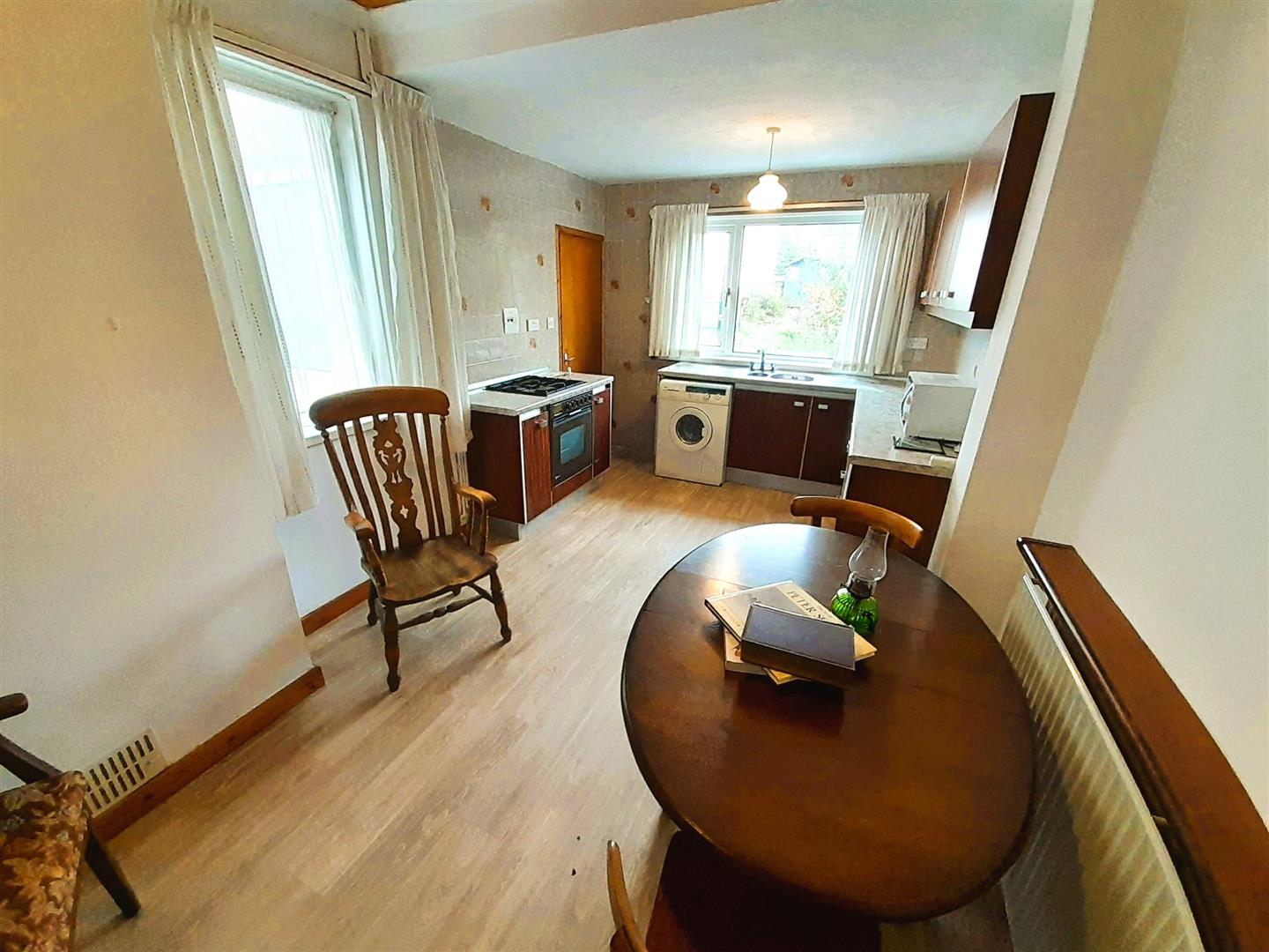 Llwynhendy Road, Llanelli, SA14 9HR